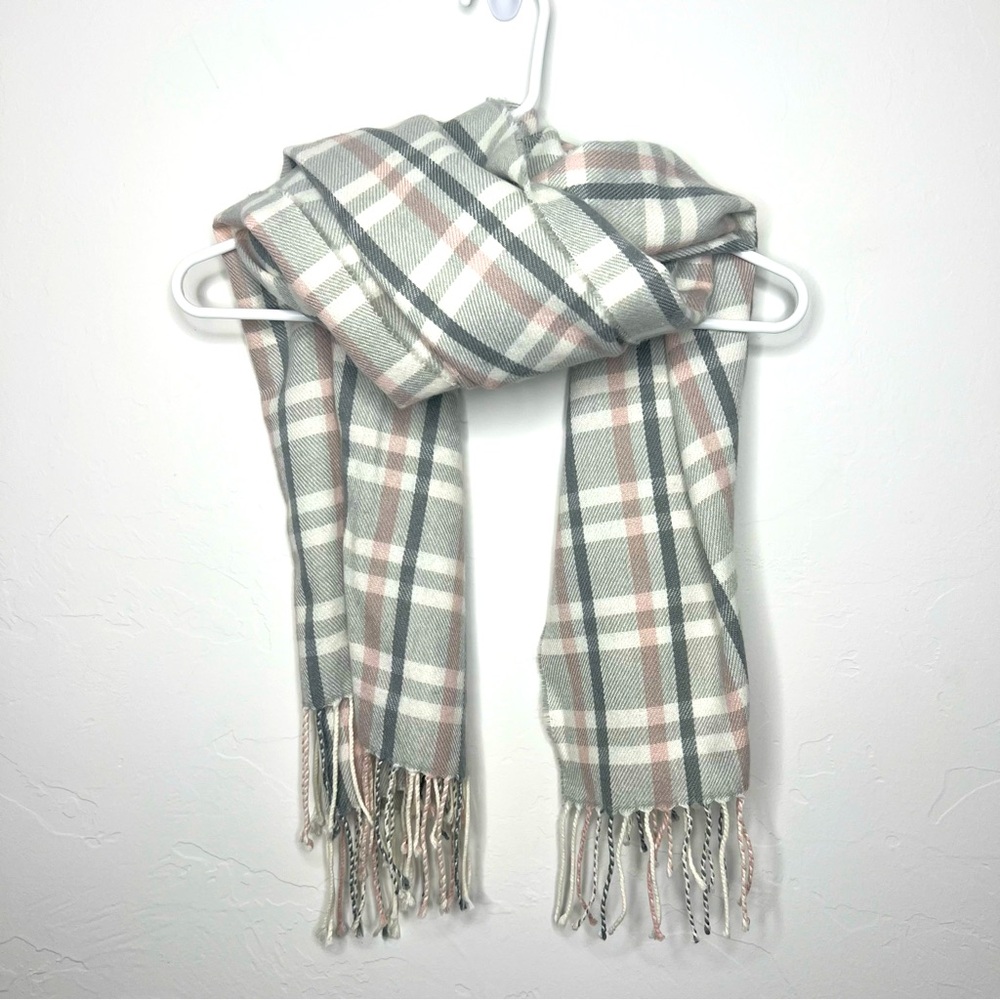 Banana Republic plaid scarf. Gray white and pink
